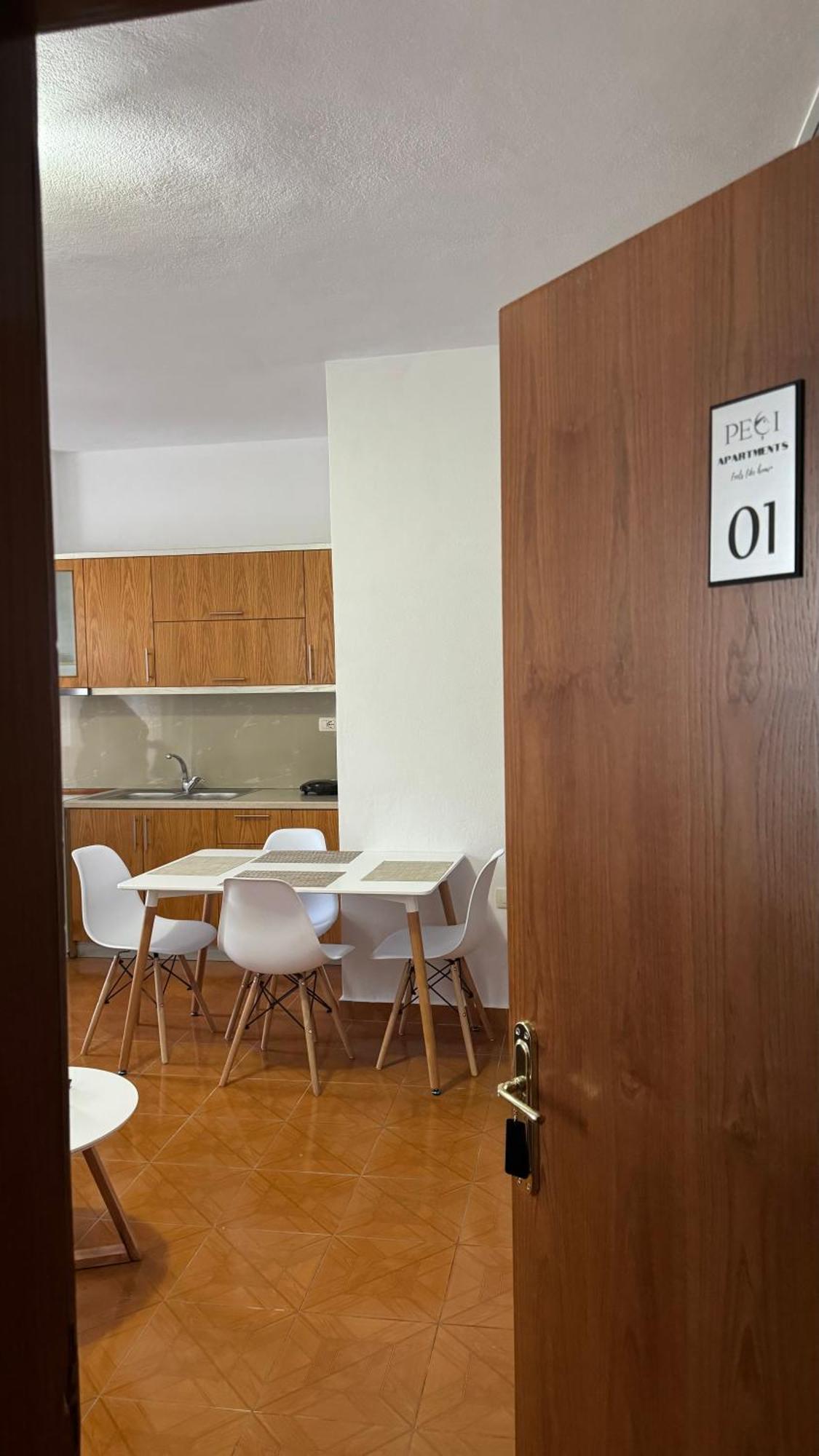Peci Apartments Gjirokaster Luaran gambar